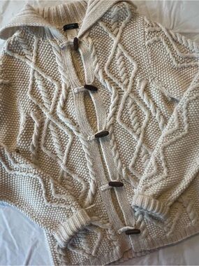 J. Crew Cream Cable-Knit shawl collar Toggle Cardigan size medium wool white